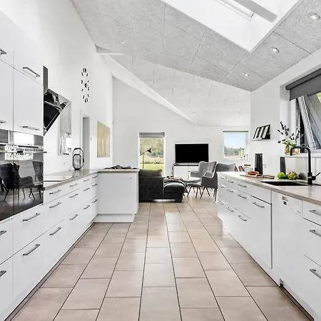 Casa vacanze Lovely In With Sauna